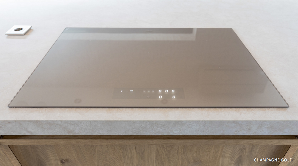 Modern Wave inductiekookplaat met glazen oppervlak en touchbediening voor eenvoudig koken